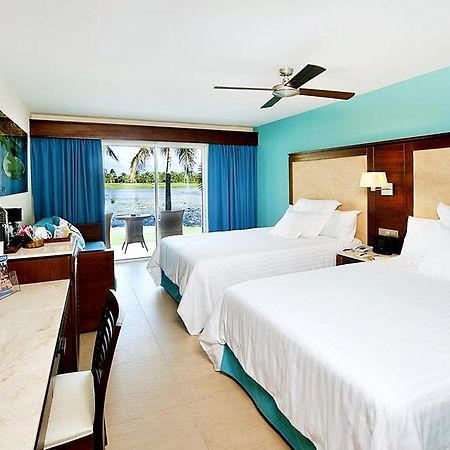 Premium Level At Barcelo Bavaro Palace Hotel Buitenkant foto